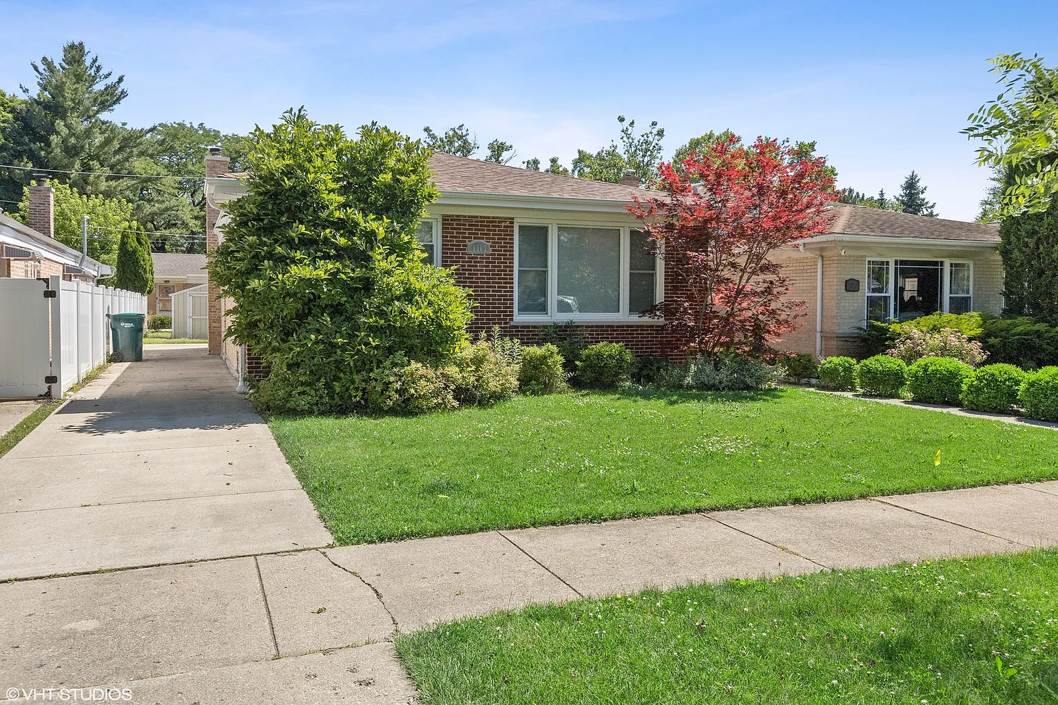 3303 Wilmette Ave photo 1