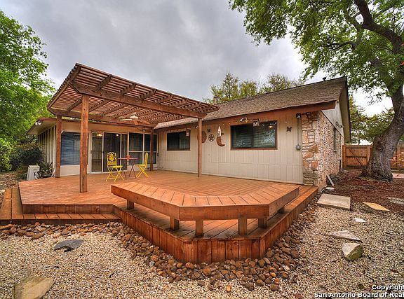 2nd image of 8411 Delphian Dr