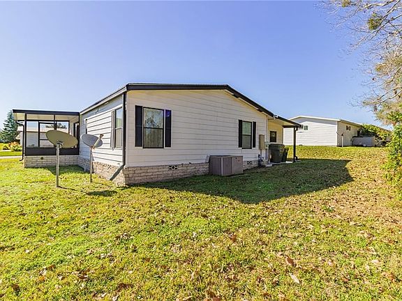 3rd image of 2354 Conestoga Dr
