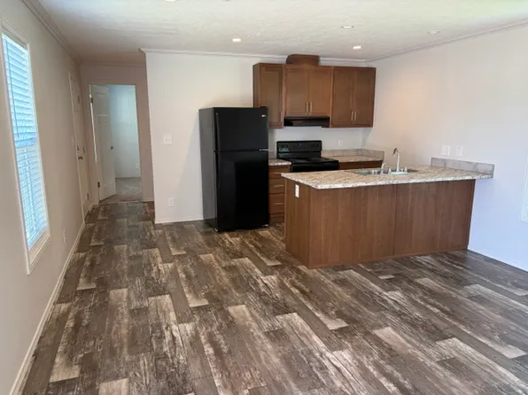 1199 E Santa Fe Lot 107, Gardner, KS 66030