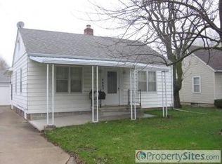 4605 Hickman Rd, Des Moines, IA 50310