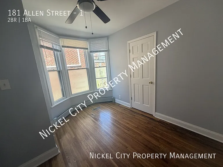 181 Allen St #1 — Photo 7