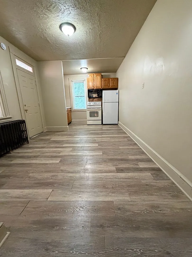 538 West Vine Street — Photo 2