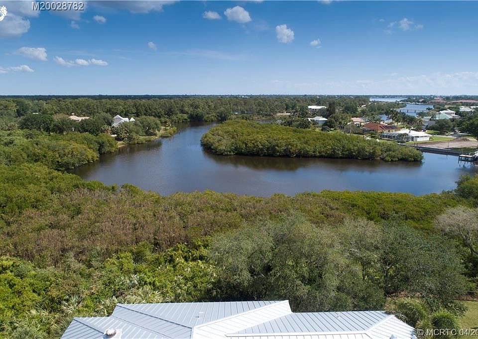 1st image of 3101 SW Harbour Bluff Pl