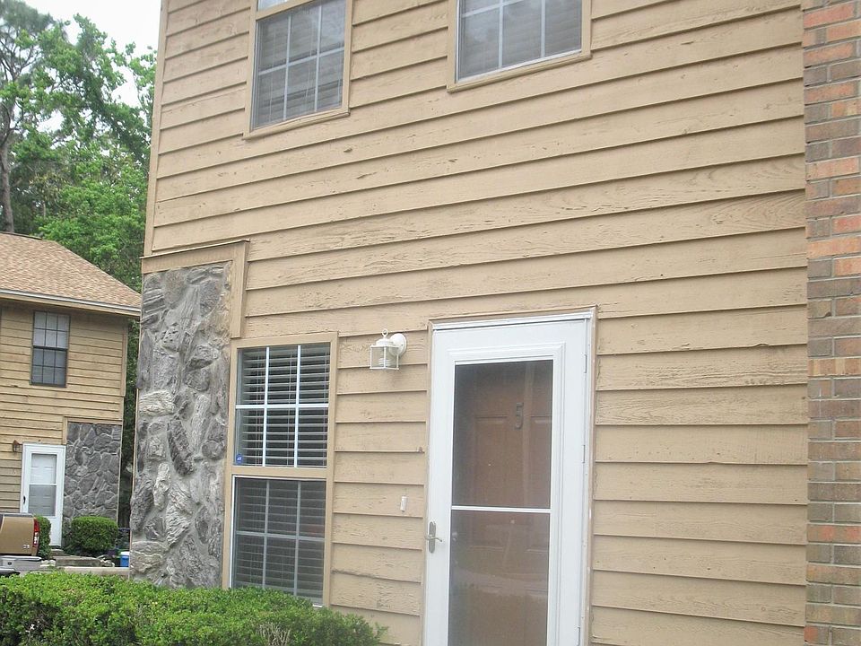 1st image of 611 Center St Unit 5