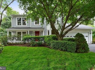 1491 Powells Tavern Pl, Herndon, VA 20170
