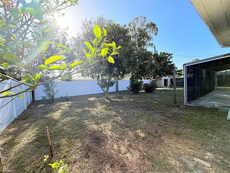 309 Kerry Dr — Photo 7