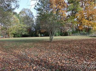 0 4th St NW, Hickory, NC 28601