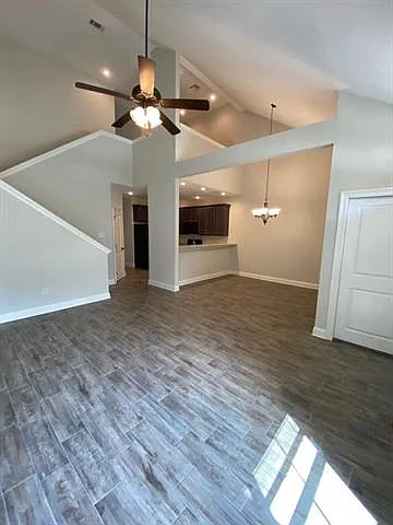 712 Heavens Dr #D — Photo 13