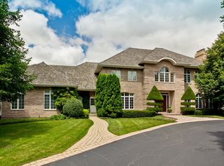 110 S Suffolk Ln, Lake Forest, IL
