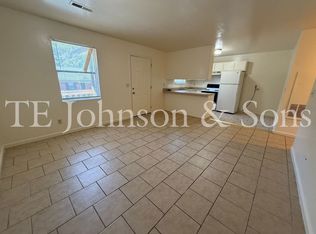 2 Bedroom Utilities Included, Winston Salem, NC 27107