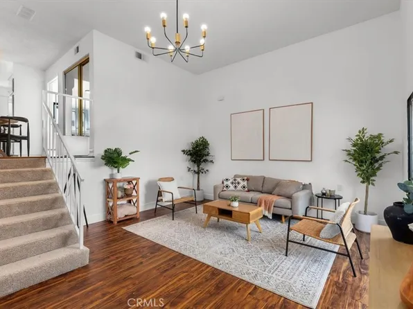 20821 Norwalk Blvd Unit 19, Lakewood, CA 90715