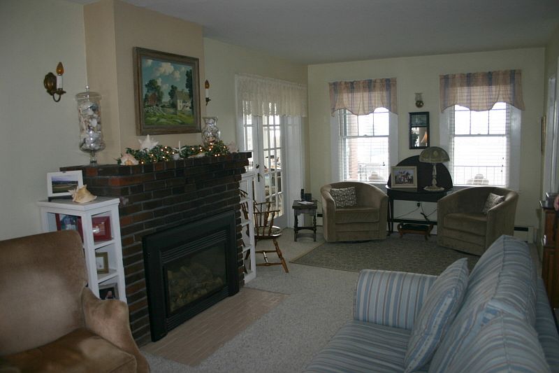 2nd image of 401 Ocean Blvd