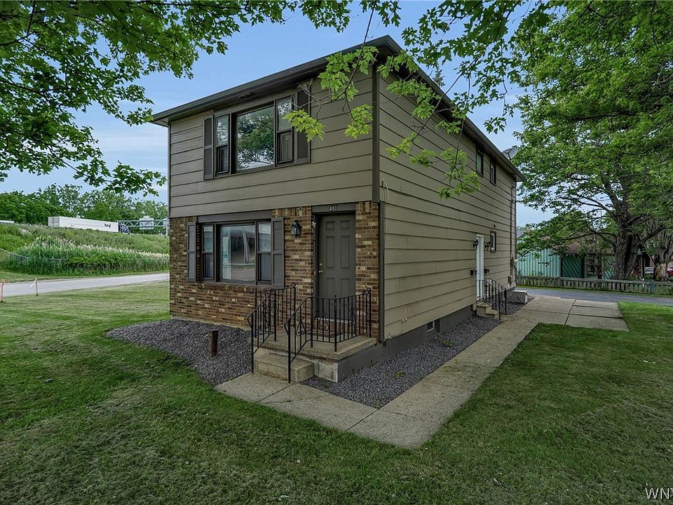1st image of 590 Potters Rd