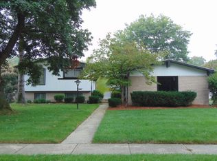 21301 Harvard Rd, Southfield, MI 48076