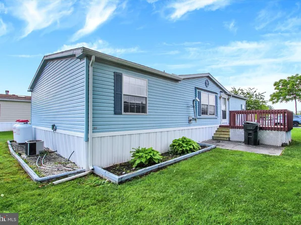 94 Sherrill Dr, New Oxford, PA 17350
