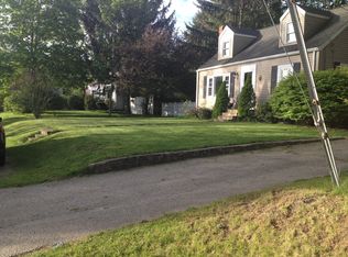 26 Lowell Mason Rd, Medfield, MA 02052