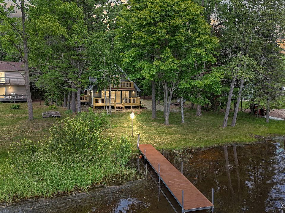 1st image of 701 Springwood Dr