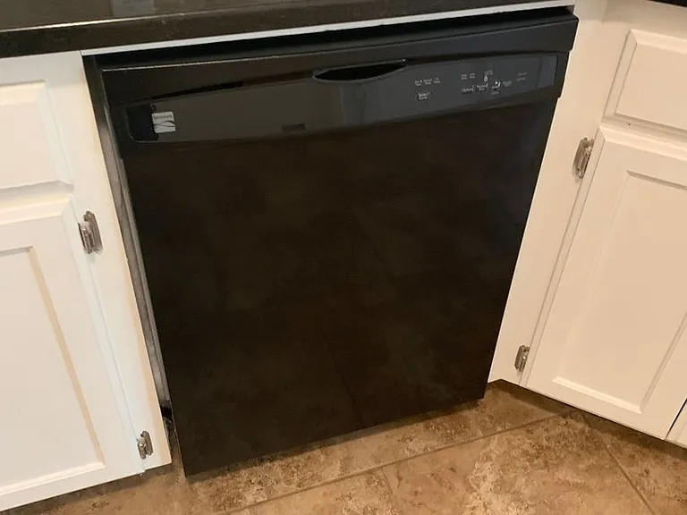 2514 Lakecrest Dr — Photo 7