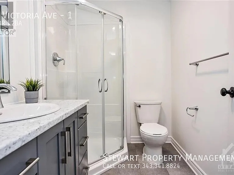8 Victoria Ave #1 — Photo 26