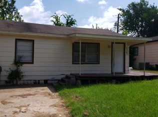 5363 Mallard Dr, Bryan, TX 77807