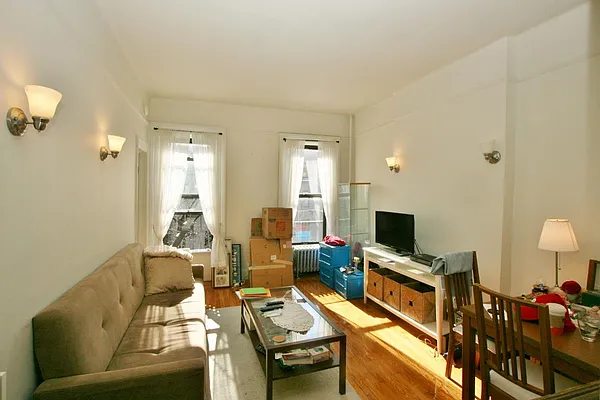 Rented by Corcoran | media 50