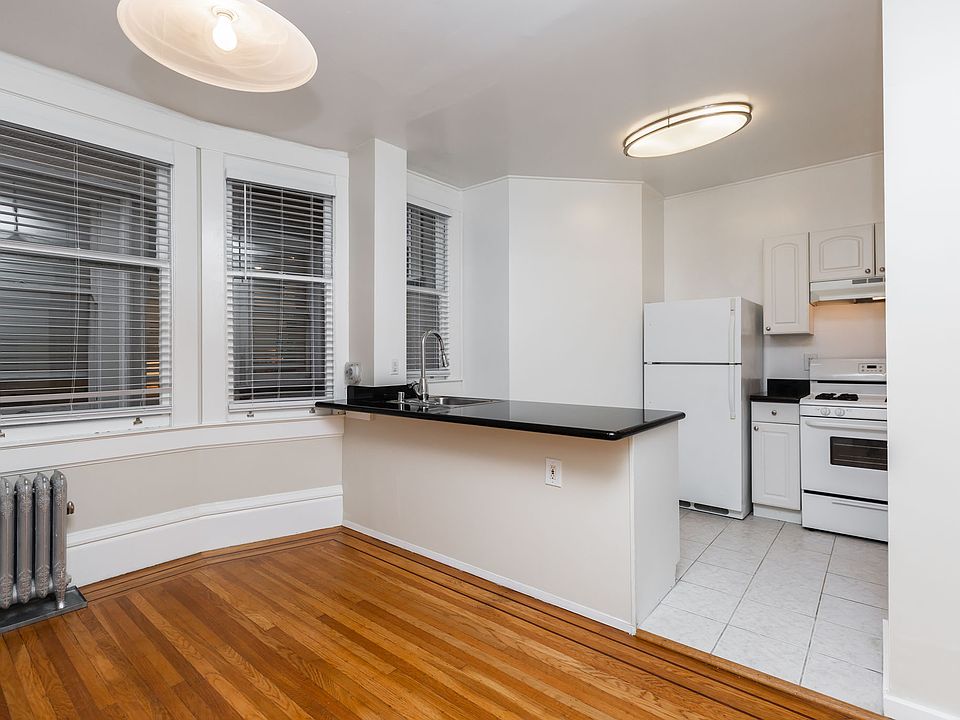 1st image of 1656 Leavenworth St APT 10