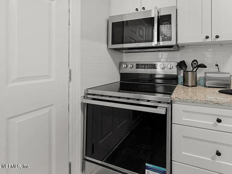 1833 San Marco Blvd #1 — Photo 4