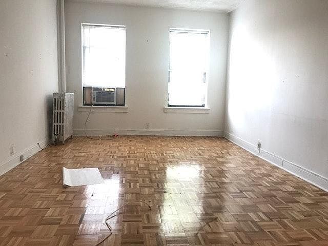 2nd image of 3063 Roberts Ave #5J