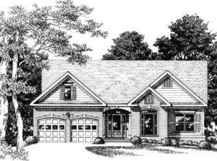 28 Maine Rd, Plattsburgh, NY 12903