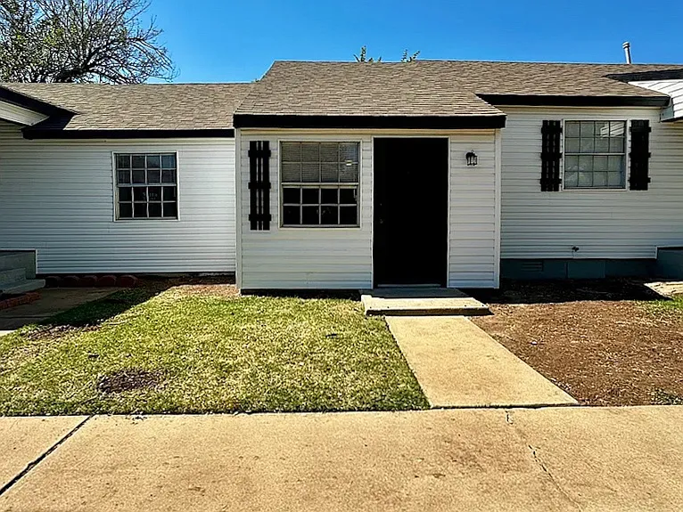 1308 NW Euclid Ave #2