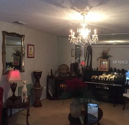 2nd image of 603 Waller St