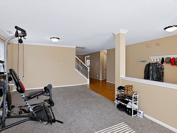 4th image of 1343 Jasmine Dr
