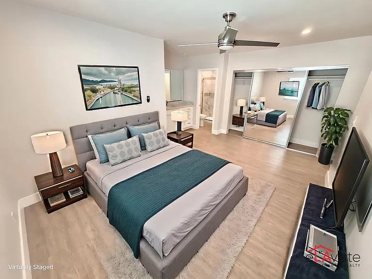 336 S Norton Ave #102 — Photo 9