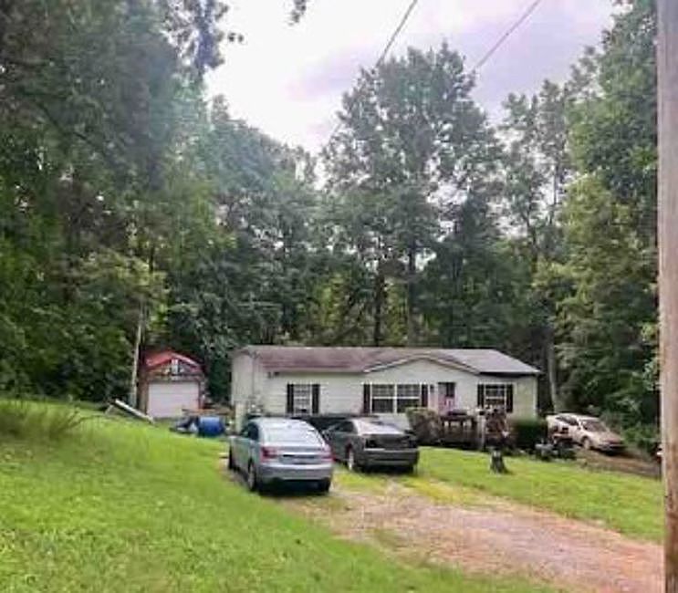 1st image of 264 S Parkside Dr