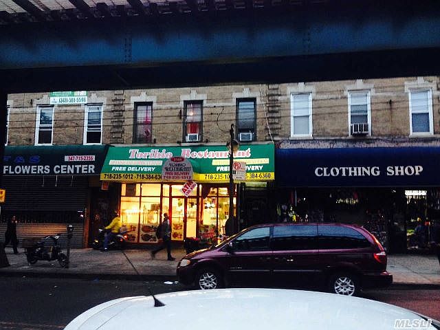 2nd image of 3169 Fulton St