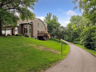 100 Primrose Ct, Vadnais Heights, MN, 55127