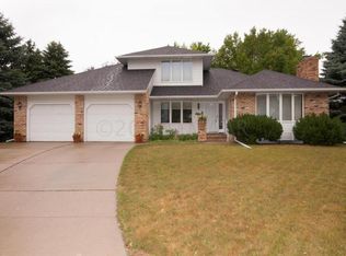 3919 3rd St S, Moorhead, MN 56560
