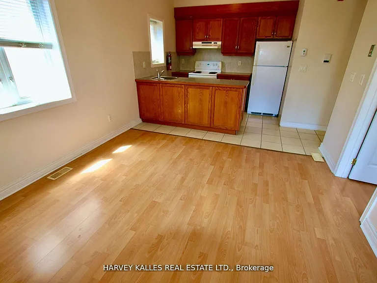 775 Ossington Ave #2 — Photo 2