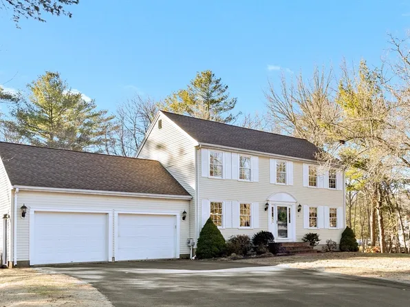 30 McKinley Dr, Abington, MA 02351