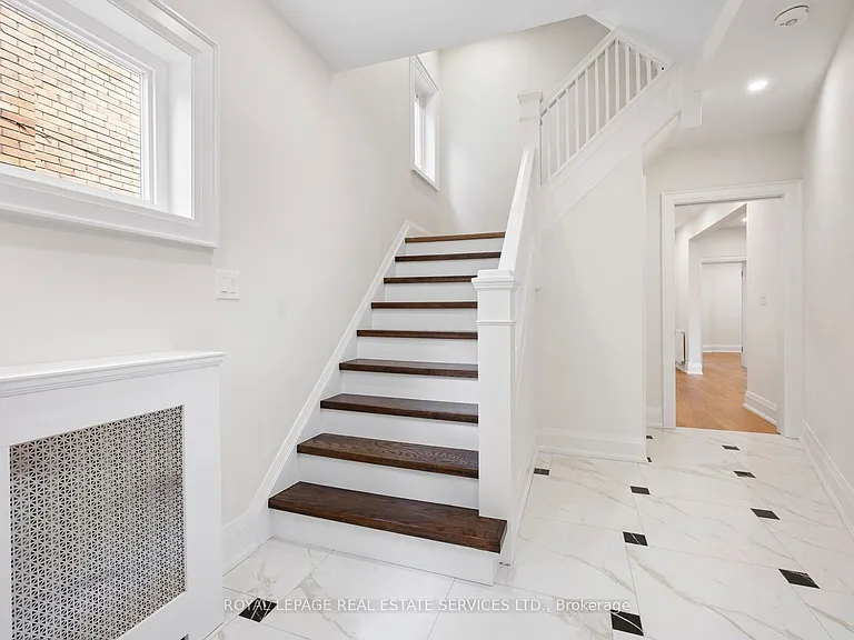 509 Christie St — Photo 14