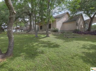 1338 Lakeside Dr W, Canyon Lake, TX 78133