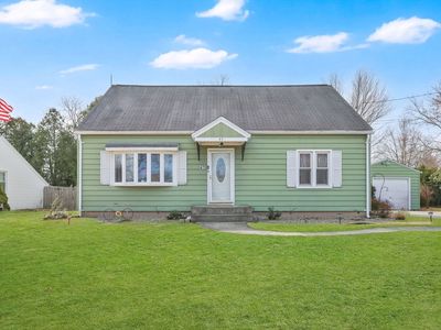 47 Ravenwood St, Springfield, MA, 01119