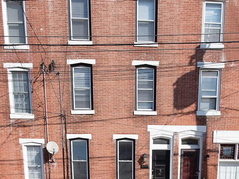 4707 Smick St — Photo 1