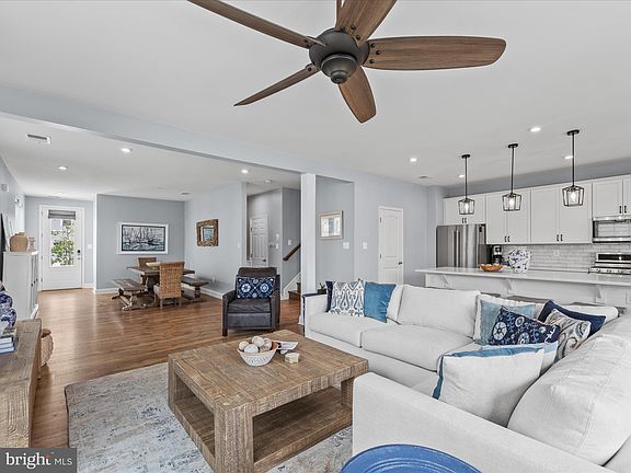 5th image of 28047 Sea Dock Ln