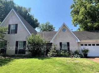 1095 Carriage Dr S, Southaven, MS 38671