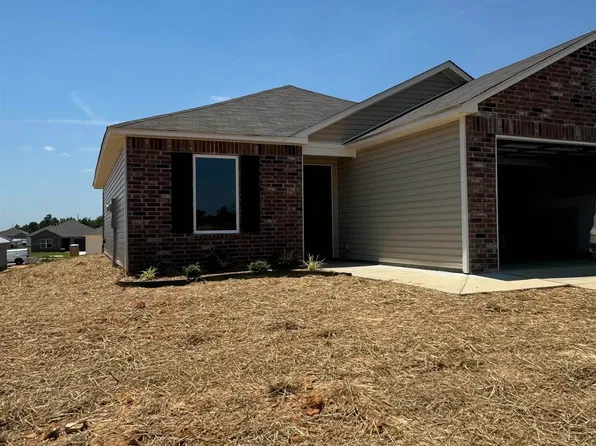 3097 Emerald Park Trl, Bauxite, AR 72011