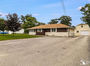 7214 Powlesland Ave, Temperance, MI 48182