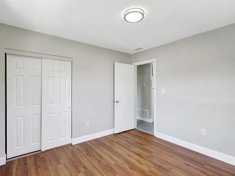 3853 Nottingham Dr — Photo 26