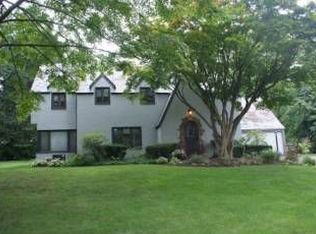 304 Loudon Rd, Loudonville, NY 12211